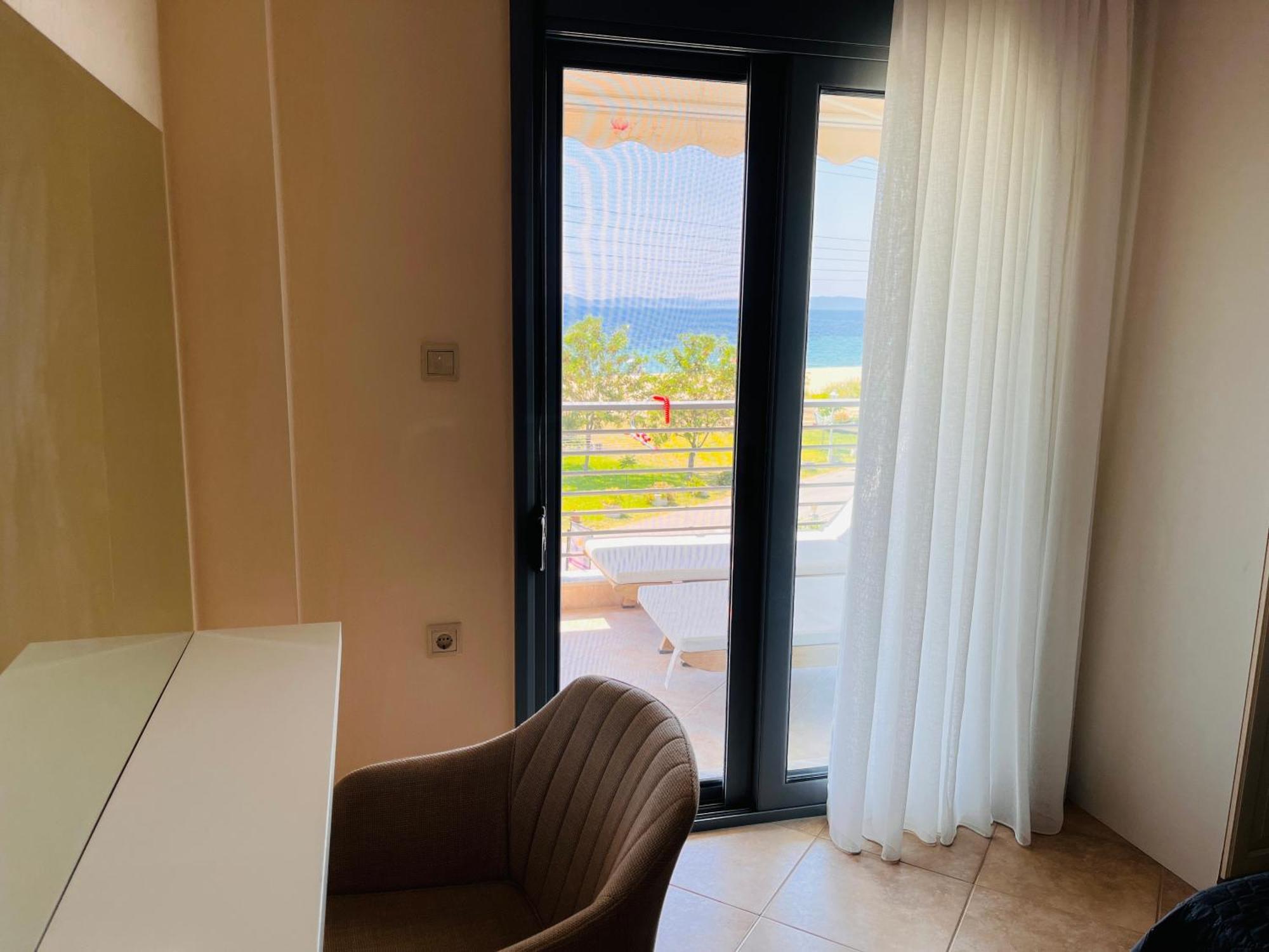 Allea Hotel And Apartments Toroni Bagian luar foto