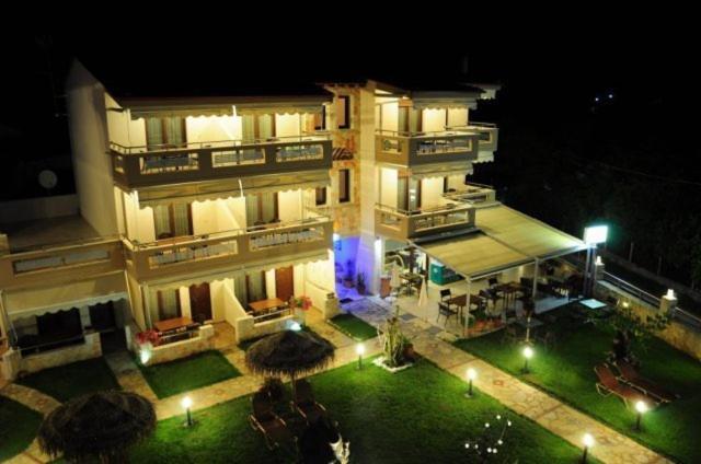 Allea Hotel And Apartments Toroni Bagian luar foto