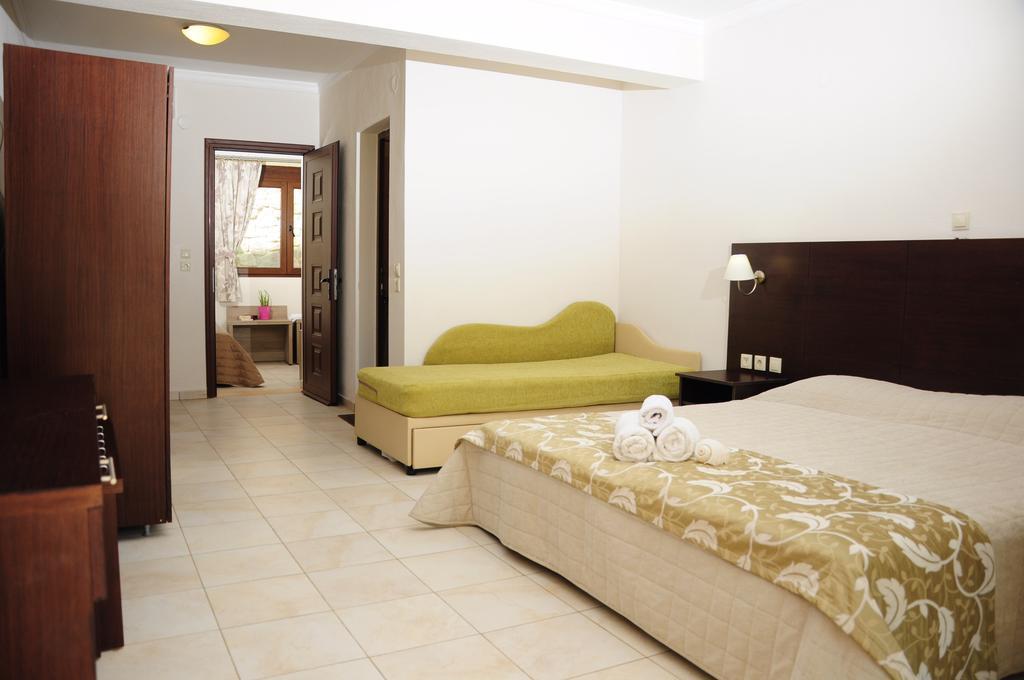 Allea Hotel And Apartments Toroni Bagian luar foto